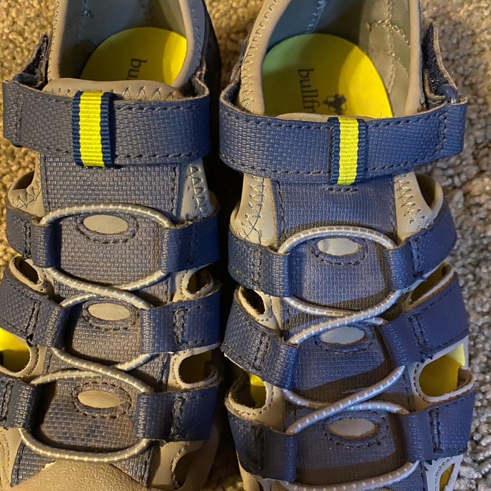Bullfrog kids sandals